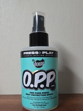 O.P.P. One-Pass Press Heat Protection Spray - Teal